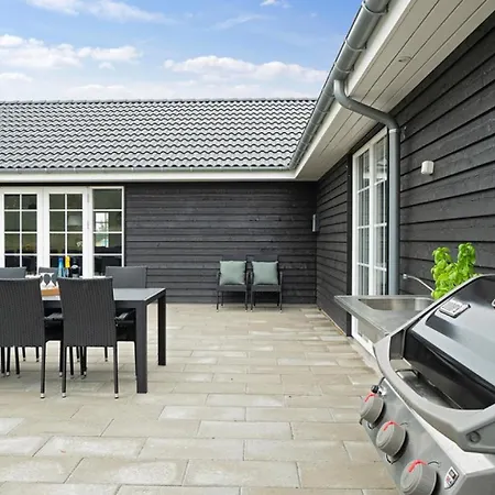 Villavilla 442 - Strand, Ostjylland * Grenå